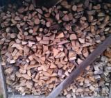 Holzkohle Anfeuerholz extra klein gespalten Trocken